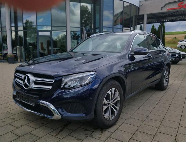 Mercedes-Benz GLC - 220 d, AHK, Exclusive, 4Matic, TÜV/AU NEU, Interierur AMG Line, 8 fach Bereifung LED, Navi, Klima,