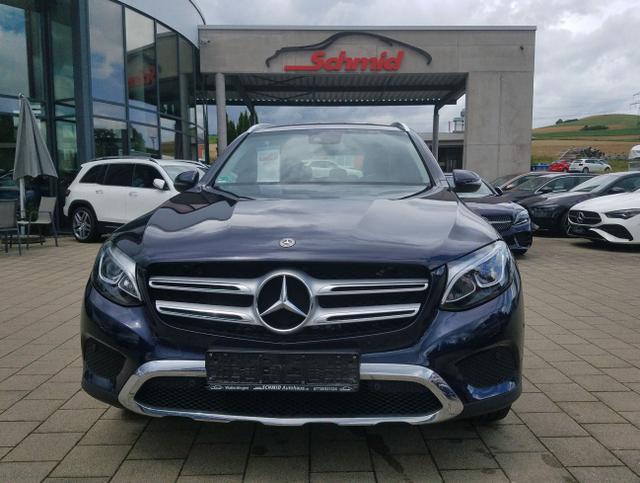 Mercedes-Benz GLC - 220 d, AHK, Exclusive, 4Matic, Interierur AMG Line, 8 fach Bereifung LED, Navi, Klima,