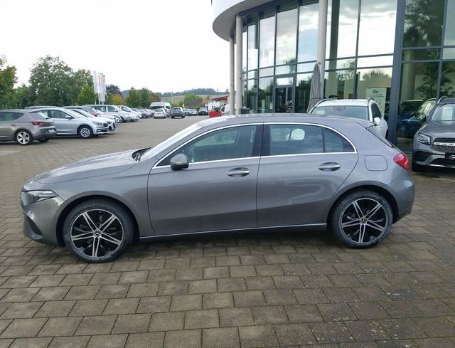 Mercedes-Benz / A-Klasse / / / / 