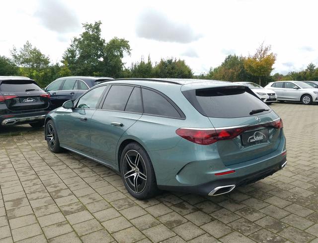 Mercedes-Benz / E-Klasse T-Modell / / Avantgarde / 197 / 