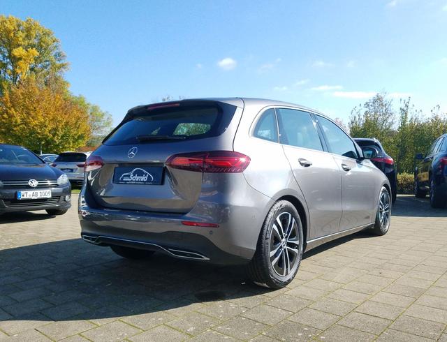 Mercedes-Benz / B-Klasse / / / / 