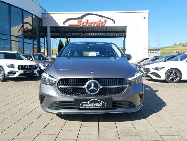 Mercedes-Benz / B-Klasse / / / / 