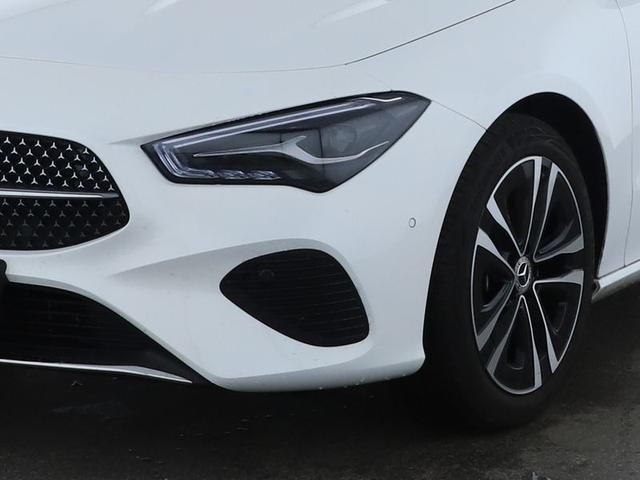 Mercedes-Benz CLA 180, Prog. Line Adv. Plus, Winter-Pak., Kamera, Ambiente, LED High Perf., HANDS-FREE ACCESS 