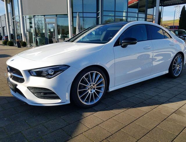 Mercedes-Benz / CLA-Klasse / / / / 