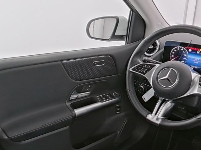 Mercedes-Benz B-Klasse B 200, Prog. Line Adv., AHK, Multibeam LED, LHZ, SHZ, Vorr&uuml;stung DISTRONIC, R&uuml;ckkamera 