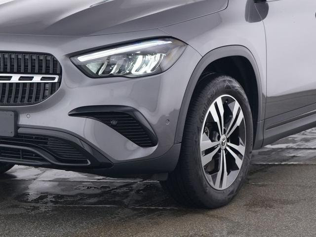 Mercedes-Benz GLA 200, Night-Paket, Prog. Adv., Winter-Paket, Spiegel-Paket, R&uuml;ckkamera, KM: 3.983 ! 