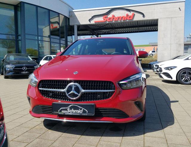 Mercedes-Benz / B-Klasse / / / / 