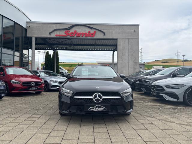 Mercedes-Benz A-Klasse - A 180, AHK, Progressive, Business-Paket, Navi, Apple Car Play, 8 fach bereift
