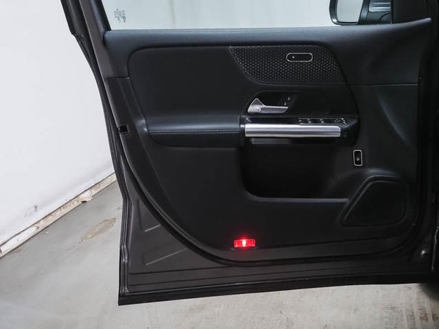 Mercedes-Benz GLA 200, Progr. Adv., R&uuml;ckkamera, Spiegel-Paket, SHZ, LHZ, EASY-PACK Heckklappe, Vorr&uuml;stung DISTRONIC 
