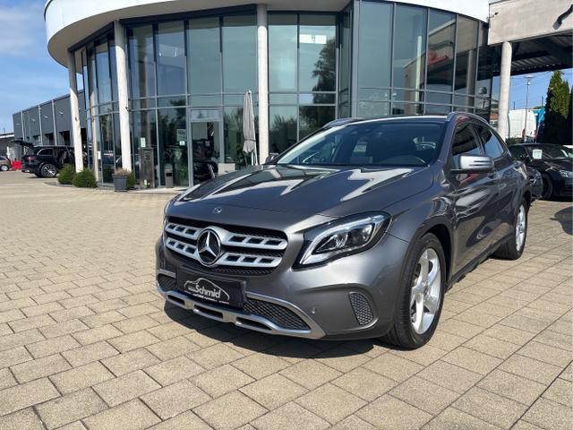 Mercedes-Benz GLA - 200, Urban, AHK, R&uuml;ckkamera, 7-G-DCT, Klima, Garmin Navi, SHZ, LED