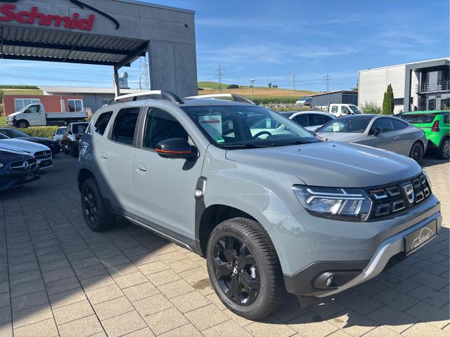 Dacia / Duster / Grau / / / 1.3 TCe 150, Extreme, Automatik, Klima, Navi, SHZ, Keycard-Handsfree, Kamera