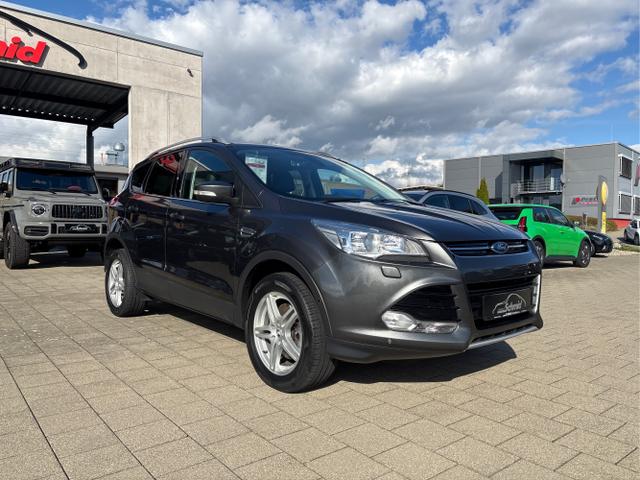 Ford / Kuga / Grau / / / 2.0 TDCi, Titanium, 4X4, 8 fach Bereifung, Navi, Klima, SHZ, AHK, 