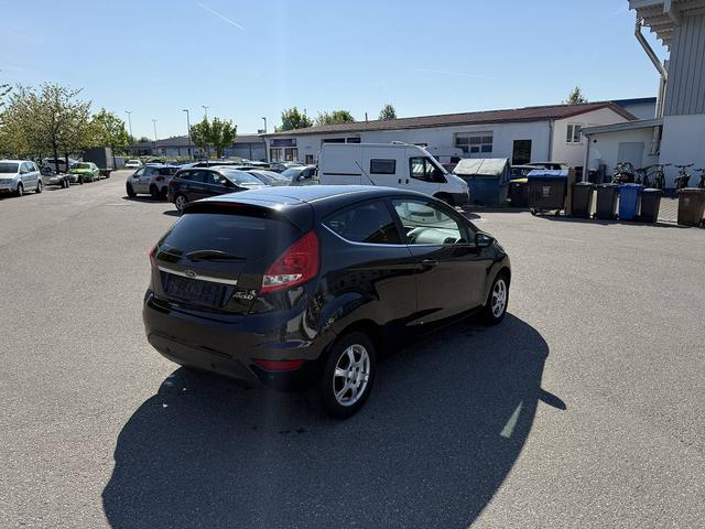 Ford Fiesta 1.25 Titanium Tüv + KD Neu *Garantie* 