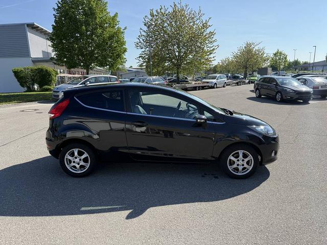 Ford Fiesta 1.25 Titanium Tüv + KD Neu *Garantie* 