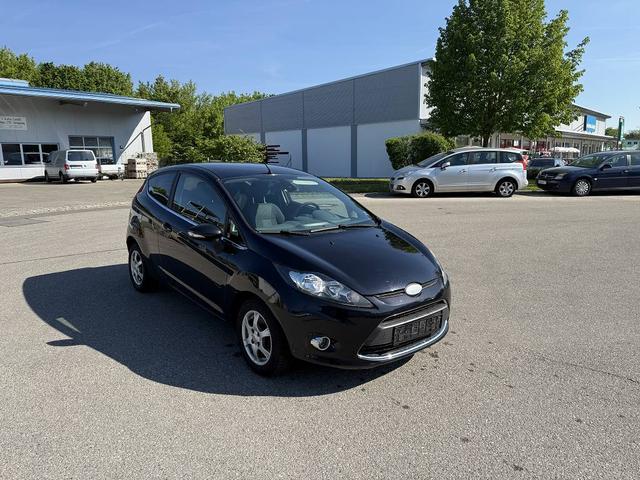 Ford Fiesta 1.25 Titanium Tüv + KD Neu *Garantie* 