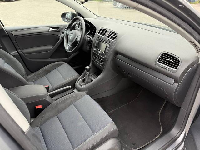 Volkswagen Golf 1.2 TSI TÜV+KD Neu Garantie 