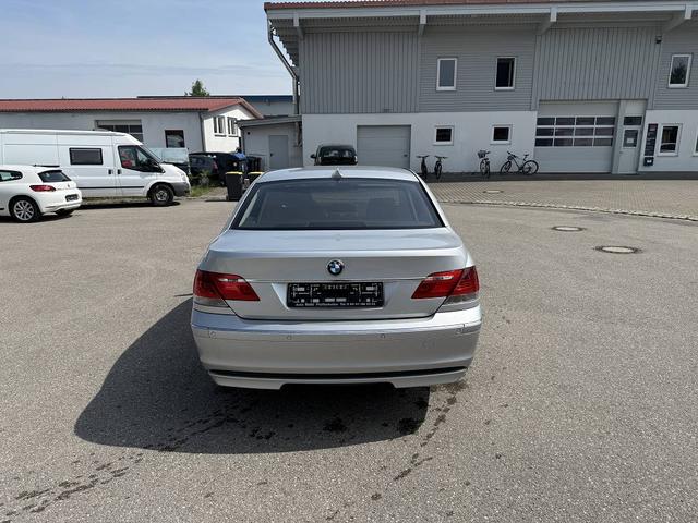BMW 7er 750i Tüv 11/2026 Top Zustand 