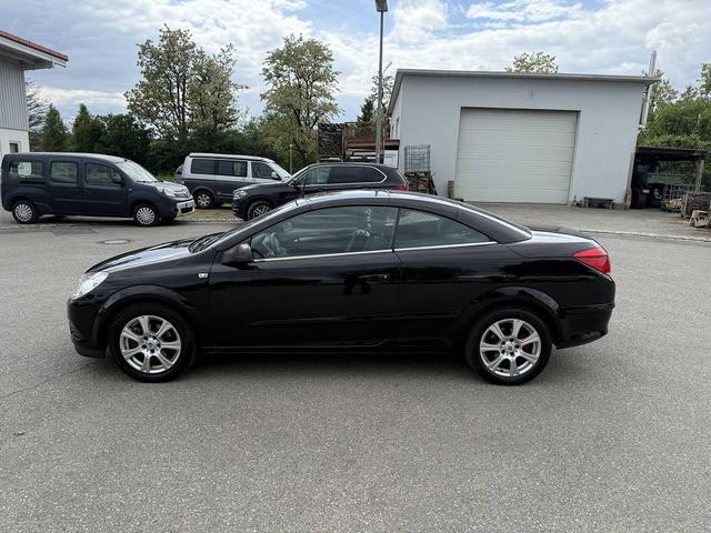 Opel Astra 1.8 Tüv 10/2025 
