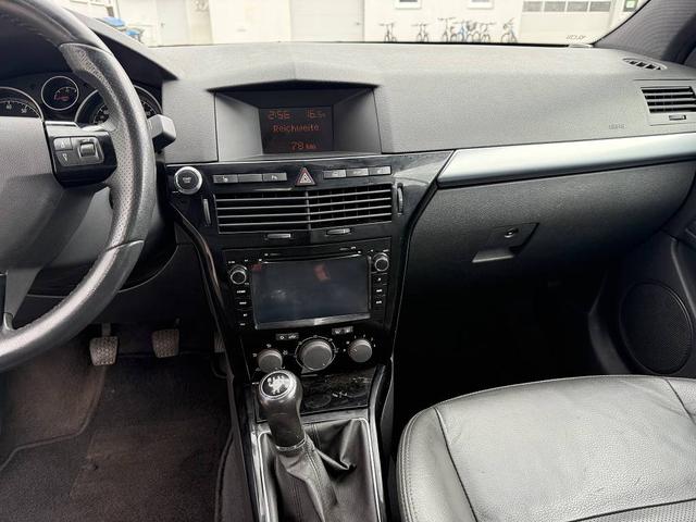 Opel Astra 1.8 Tüv 10/2025 
