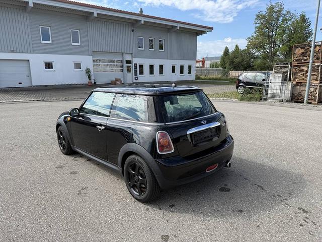 Mini Cooper 1.6 *T&uuml;v+KD Neu* Garantie 