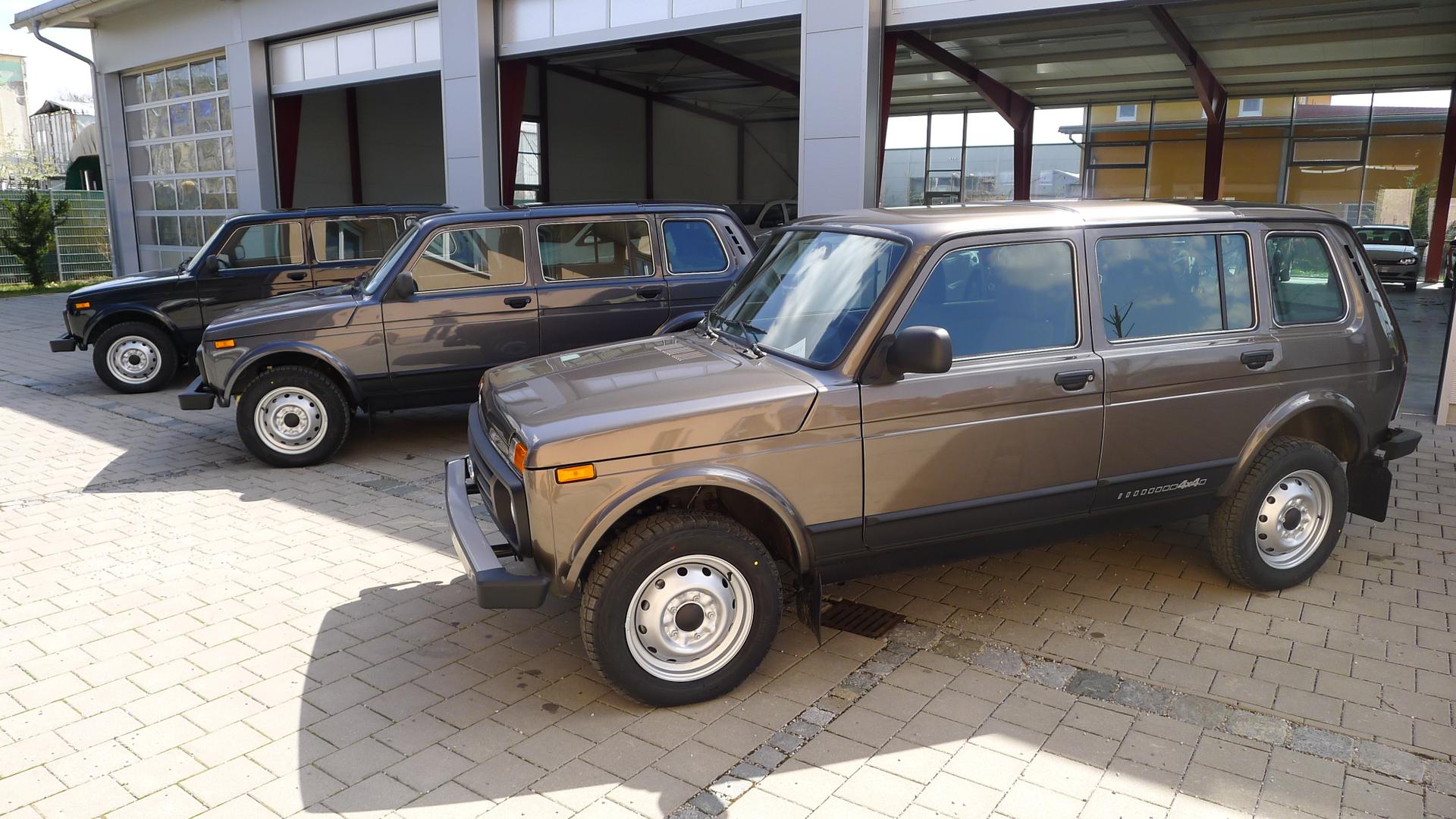 Нива 1.7. Lada Niva OLX. Нива 21310025. Lada Niva narxi. Нива Тунг.