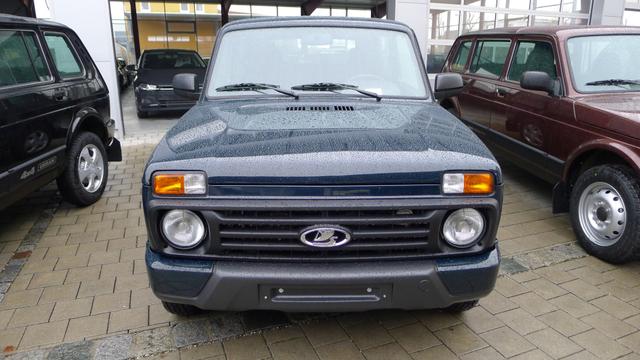 Lada Urban
