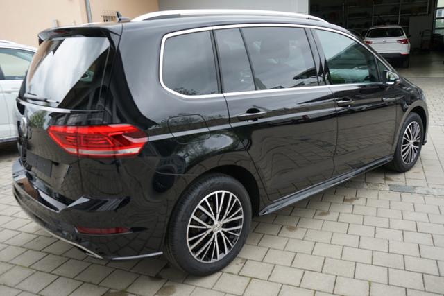 Volkswagen Touran HIGHLINE R-LINE 1.5TSi 110kW LED NAVI KAMERA KEYLESS 