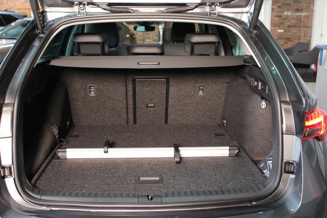 Skoda Octavia Combi Selection 2.0 TDI DSG 150 PS 