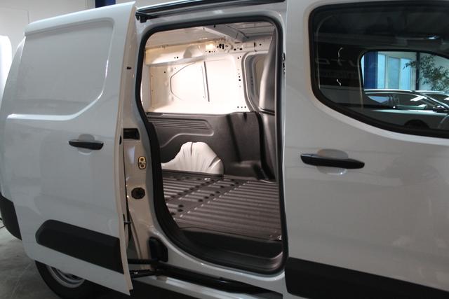 Peugeot Partner Kasten Premium L2 136 PS 