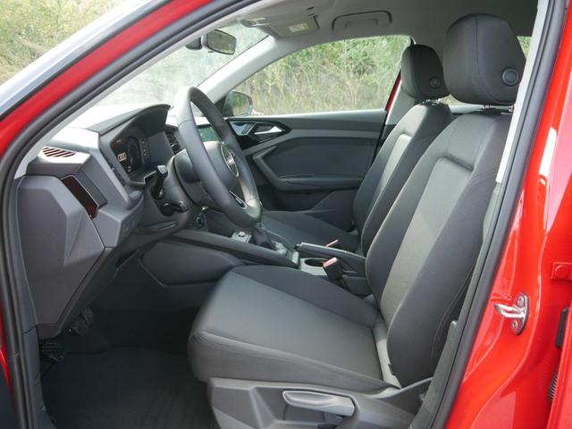 Audi A1 Sportback 25 TFSI * SOFORT PARKTRONIC SITZHEIZUNG KLIMA 15 ZOLL START-STOPP 