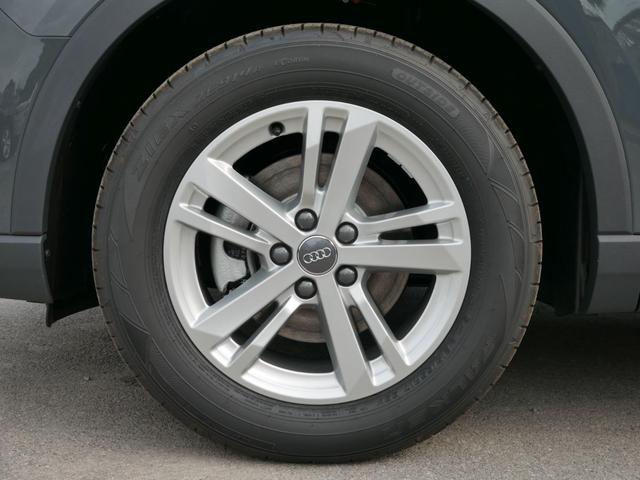 Audi Q3 35 TFSI CoD * MMI NAVI PLUS LED PDC SHZG VIRTUAL COCKPIT TEMPOMAT 17 ZOLL 