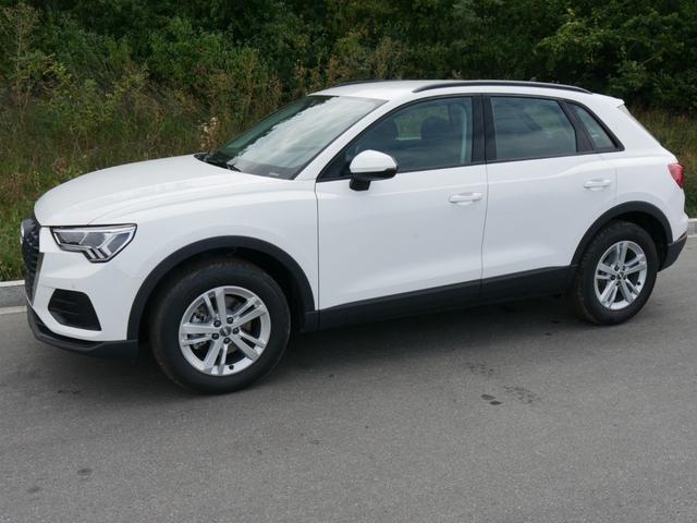 Audi Q3 35 TFSI CoD * MMI NAVI PLUS LED PDC SHZG VIRTUAL COCKPIT TEMPOMAT 17 ZOLL 