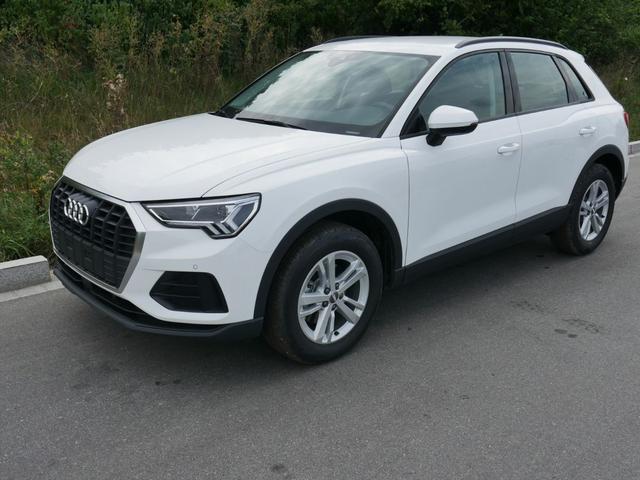 Audi Q3 35 TFSI CoD * MMI NAVI PLUS LED PDC SHZG VIRTUAL COCKPIT TEMPOMAT 17 ZOLL 