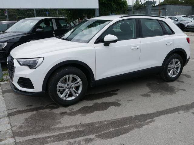 Audi Q3 35 TFSI CoD * LED PARKTRONIC SITZHEIZUNG VIRTUAL COCKPIT 17 ZOLL TEMPOMAT 