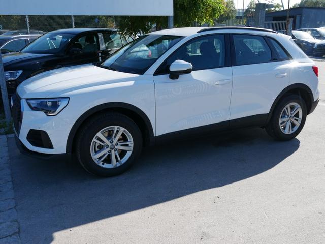 Audi Q3 35 TDI DPF QUATTRO * LED PARKTRONIC SITZHEIZUNG VIRTUAL COCKPIT TEMPOMAT 