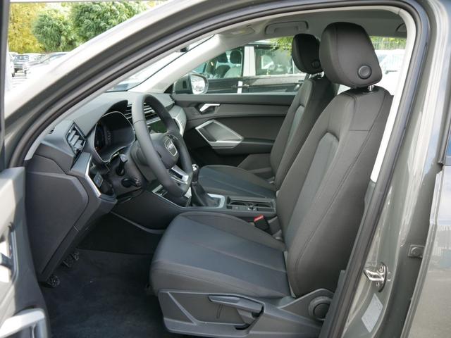 Audi Q3 35 TDI DPF QUATTRO S-LINE EXTERIEUR * MMI NAVI PLUS LED VIRTUAL COCKPIT PDC SHZG 