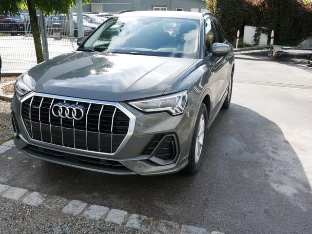Audi Q3 35 TDI DPF QUATTRO S-LINE EXTERIEUR * MMI NAVI PLUS LED VIRTUAL COCKPIT PDC SHZG 