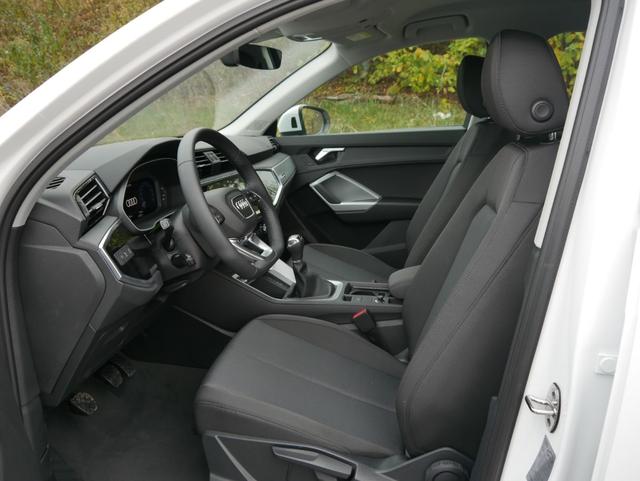 Audi Q3 35 TDI DPF QUATTRO S-LINE EXTERIEUR * MMI NAVI PLUS LED VIRTUAL COCKPIT PDC SHZG 