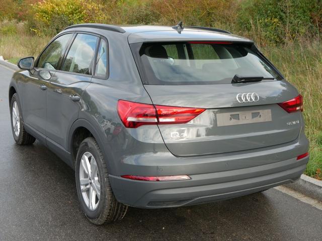 Audi Q3 35 TFSI CoD * LED PARKTRONIC SITZHEIZUNG VIRTUAL COCKPIT 17 ZOLL TEMPOMAT 
