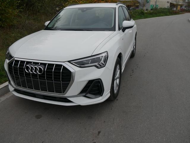 Audi Q3 35 TDI DPF QUATTRO S-LINE EXTERIEUR * MMI NAVI PLUS LED VIRTUAL COCKPIT PDC SHZG 