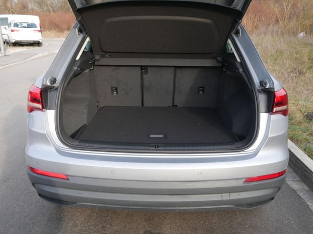 Audi Q3 35 TFSI CoD * LED PARKTRONIC SITZHEIZUNG VIRTUAL COCKPIT 17 ZOLL TEMPOMAT 