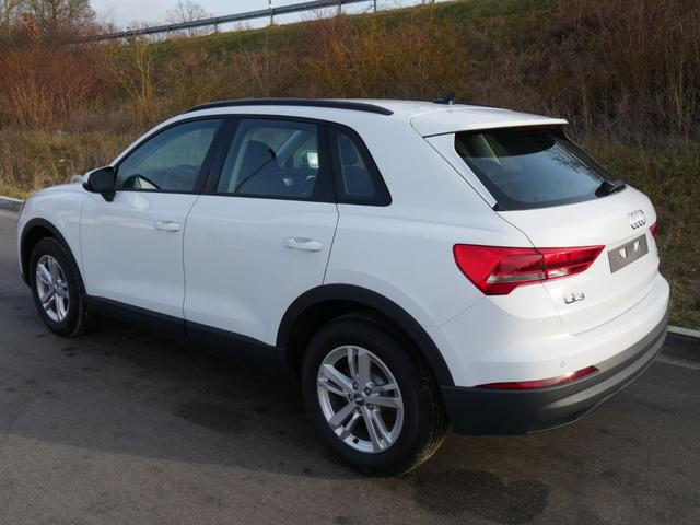 Audi Q3 35 TFSI CoD * LED PARKTRONIC SITZHEIZUNG VIRTUAL COCKPIT 17 ZOLL TEMPOMAT 