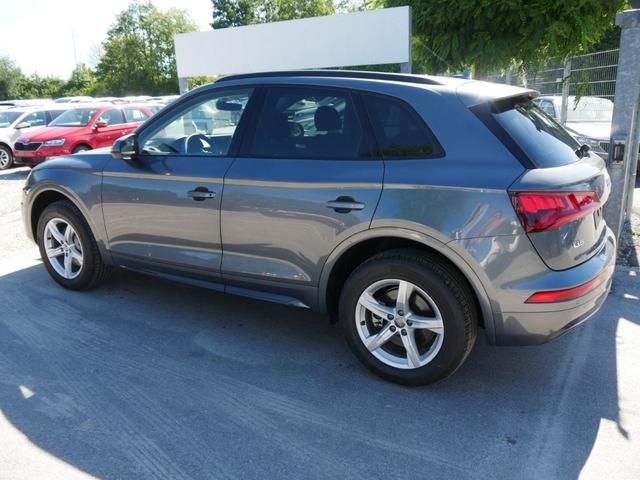 Audi Q5 40 TDI DPF * QUATTRO S-TRONIC LED NAVI MMI TOUCH KAMERA PDC SHZG 18 ZOLL 