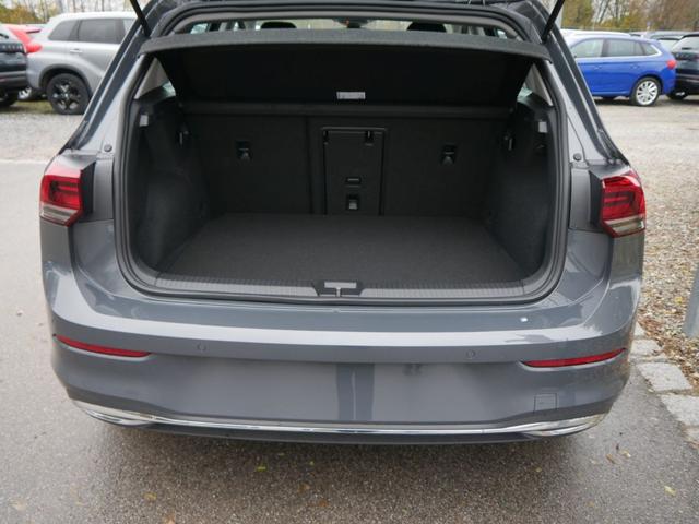 Volkswagen Golf VIII 1.5 TSI ACT STYLE * ACC WINTERPAKET NAVI LED KAMERA PDC LENKRADHEIZUNG 