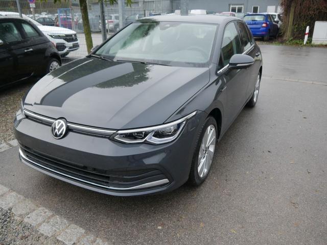 Volkswagen Golf VIII 1.5 TSI ACT STYLE * ACC WINTERPAKET NAVI LED KAMERA PDC LENKRADHEIZUNG 