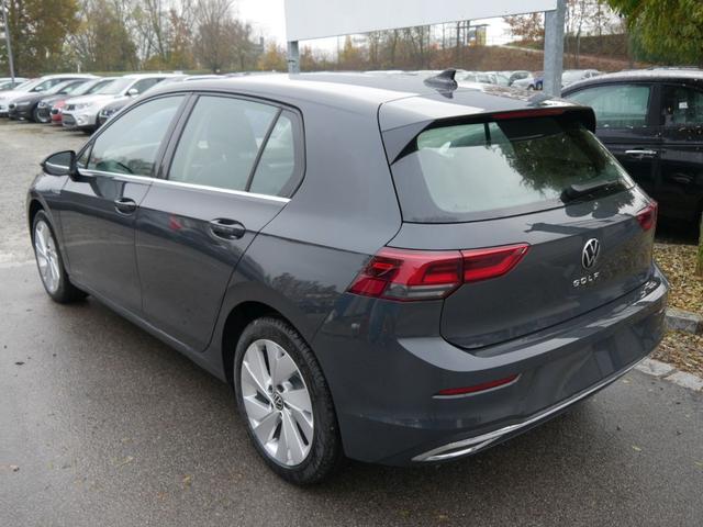 Volkswagen Golf VIII 1.5 TSI ACT STYLE * ACC WINTERPAKET NAVI LED KAMERA PDC LENKRADHEIZUNG 