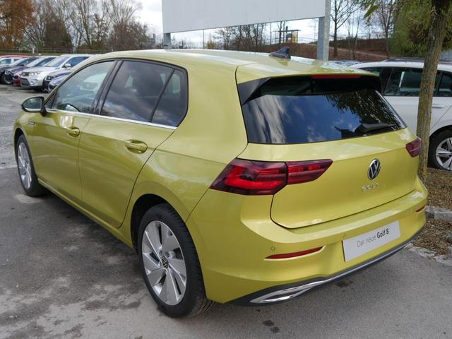 Volkswagen Golf VIII 1.5 TSI ACT STYLE * ACC WINTERPAKET IQ.LIGHT-LED-MATRIX NAVI PDC SHZG VORN & HINTEN 