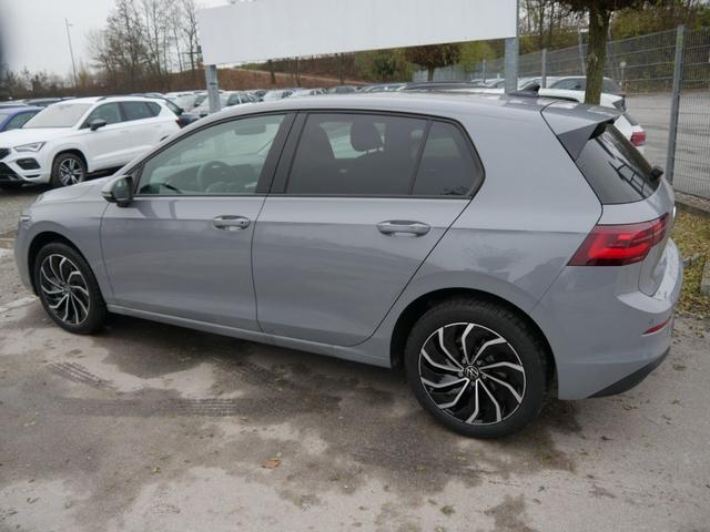 Volkswagen Golf VIII 2.0 TDI DPF LIFE * ACC WINTERPAKET IQ.LIGHT-LED-MATRIX NAVI PDC SITZ-& LENKRADHEIZUNG 