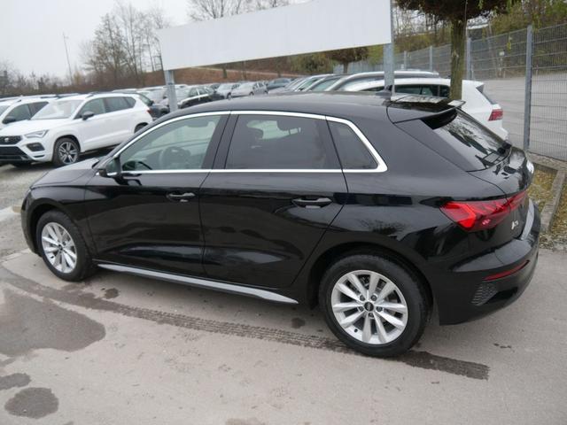 Audi A3 Sportback 30 TFSI INTENSE * NEUES MODELL BUSINESS-PAKET LED NAVI PARKTRONIC SHZG 