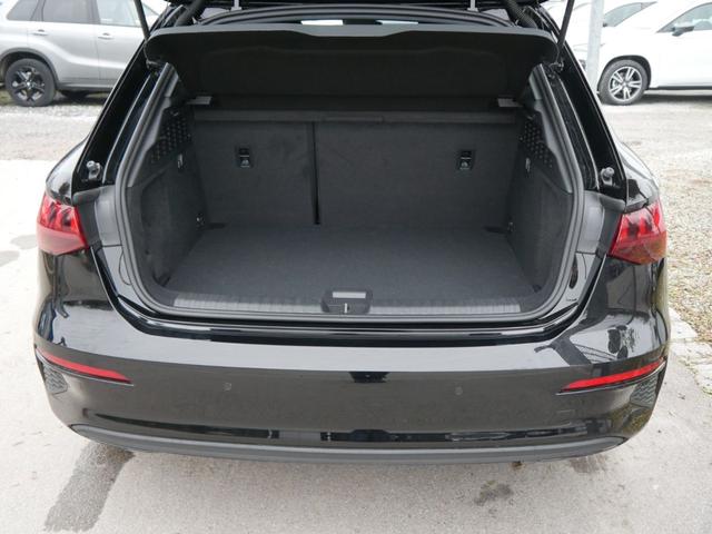 Audi A3 Sportback 30 TFSI INTENSE * NEUES MODELL BUSINESS-PAKET LED NAVI PARKTRONIC SHZG 